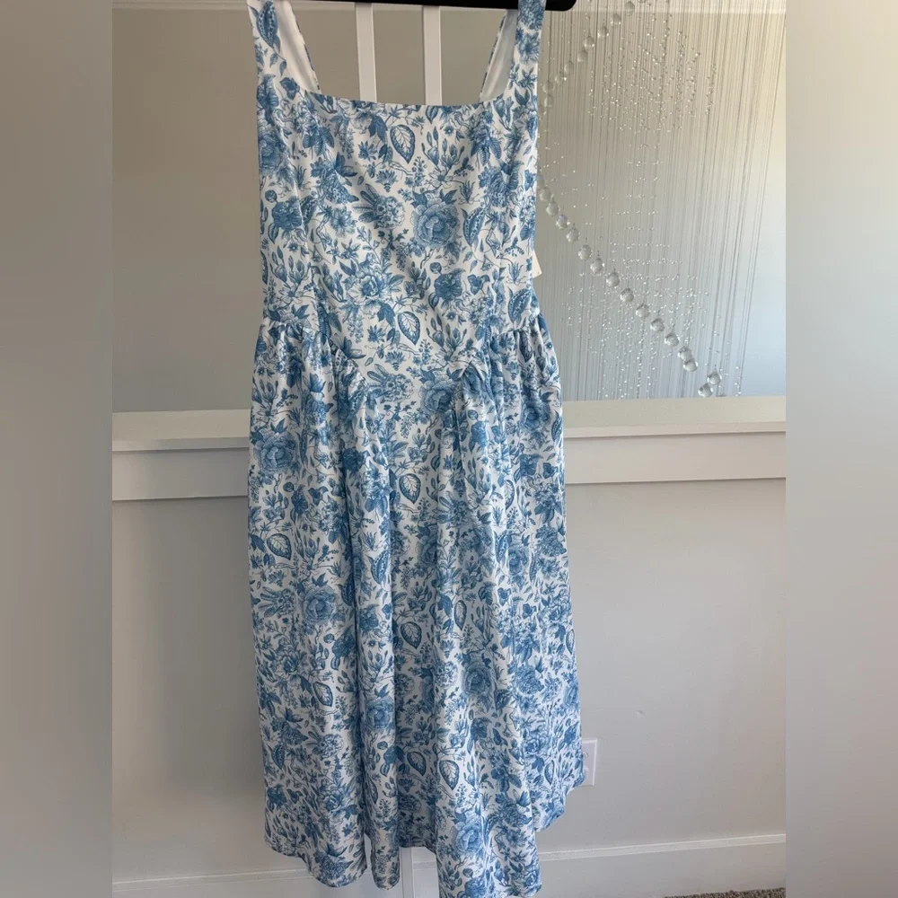 Commense Blue and White Floral Midi Dress - Picture 7 of 10